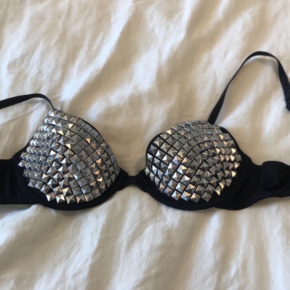 Black bra